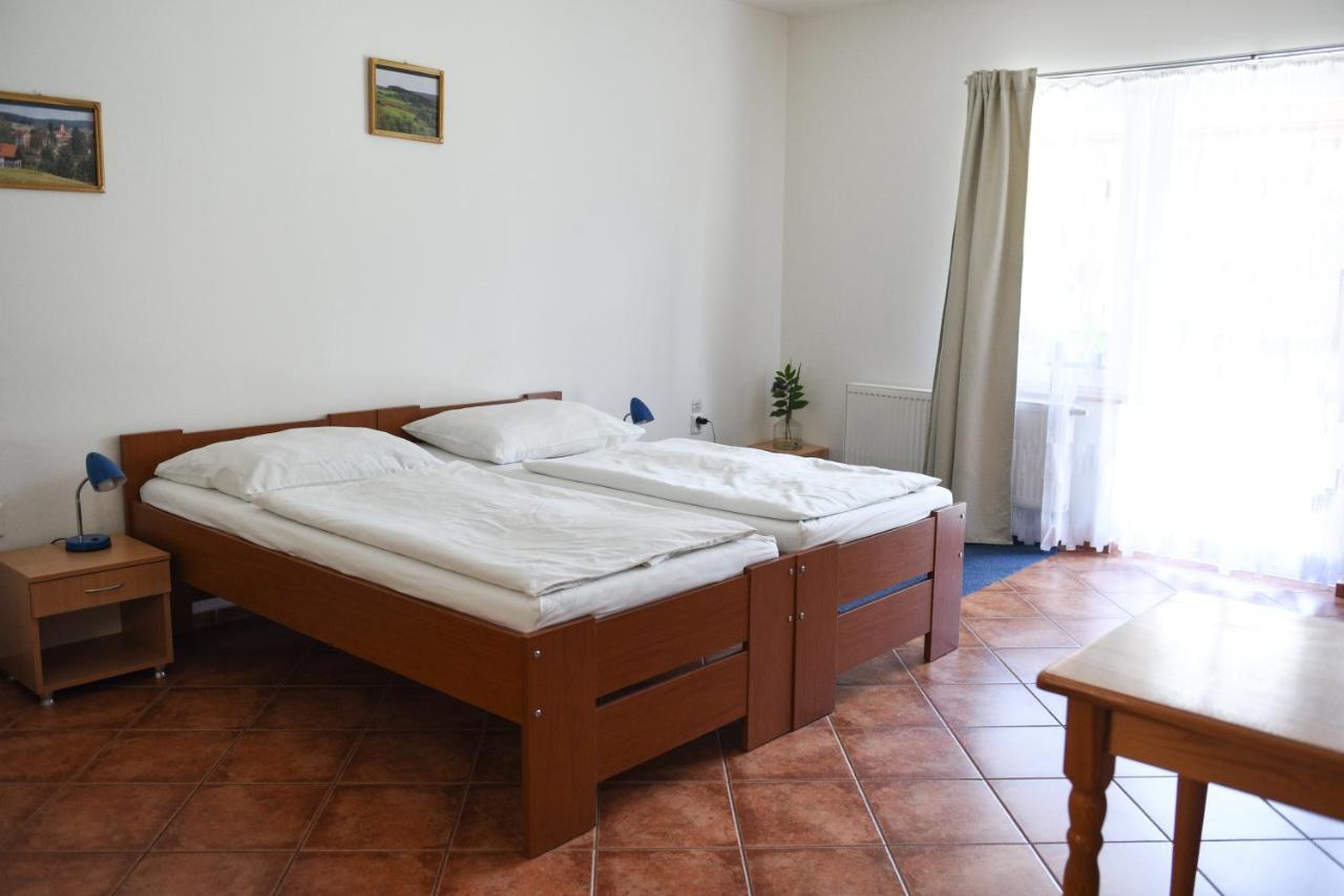 Penzion U Skutilu Pilníkov Exterior foto