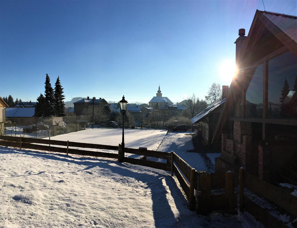 Penzion U Skutilu Pilníkov Exterior foto